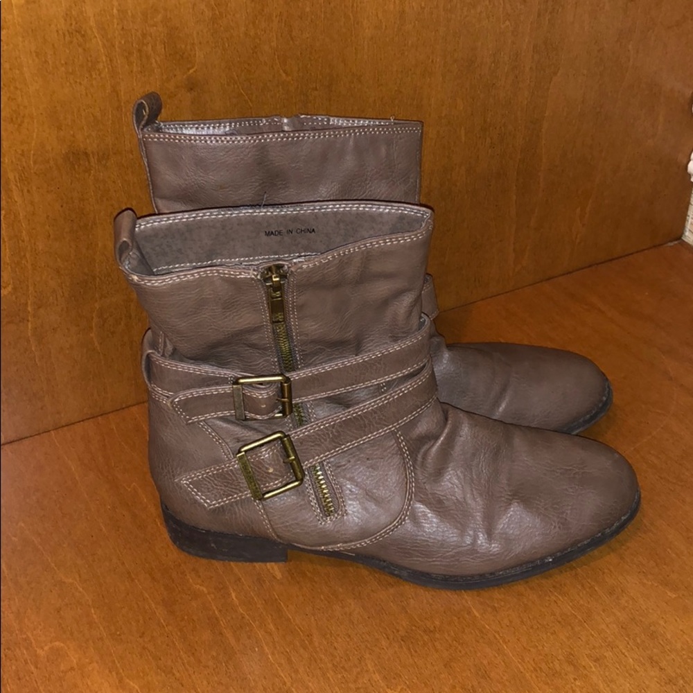 Forget 21 boots